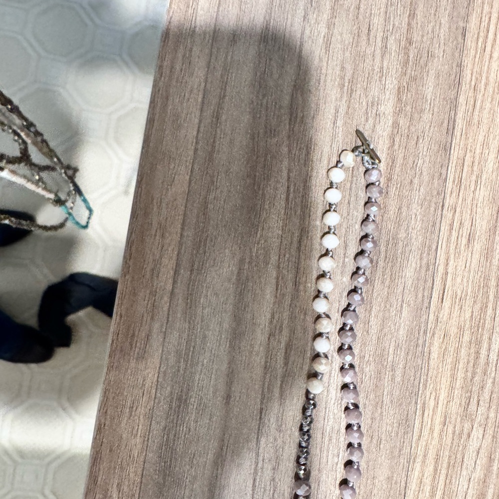 Shell necklace - Picture 3 of 3